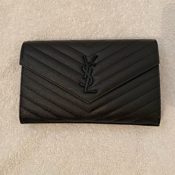 Black Saint Laurent crossbody/clutch. Excellent condition! Box & dustbag incl.🖤 - Picture 1 of 6